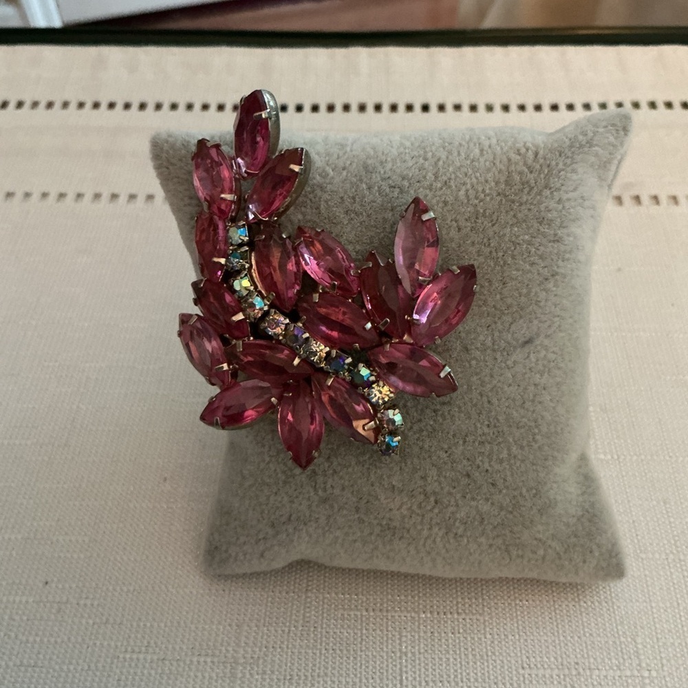 Pink Rhinestone Vintage Silver Tone Brooch